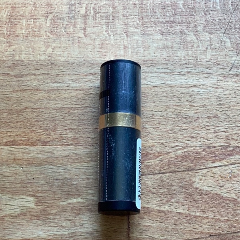 🎯5 for $25 🎯 Revlon Super Lustrous Lipstick Matte - 054 Femme Future Pink - Picture 2 of 4